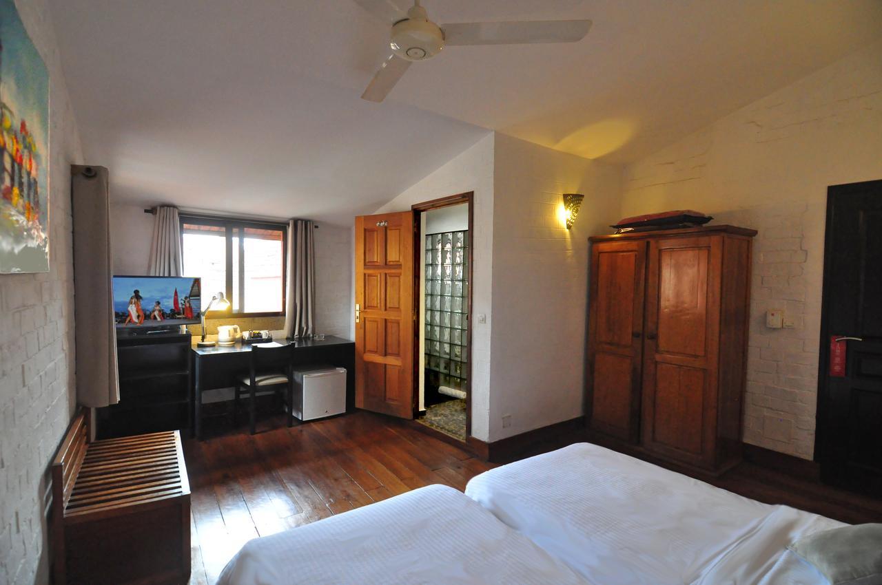Rova Hotel อันตานานารีโว ภายนอก รูปภาพ