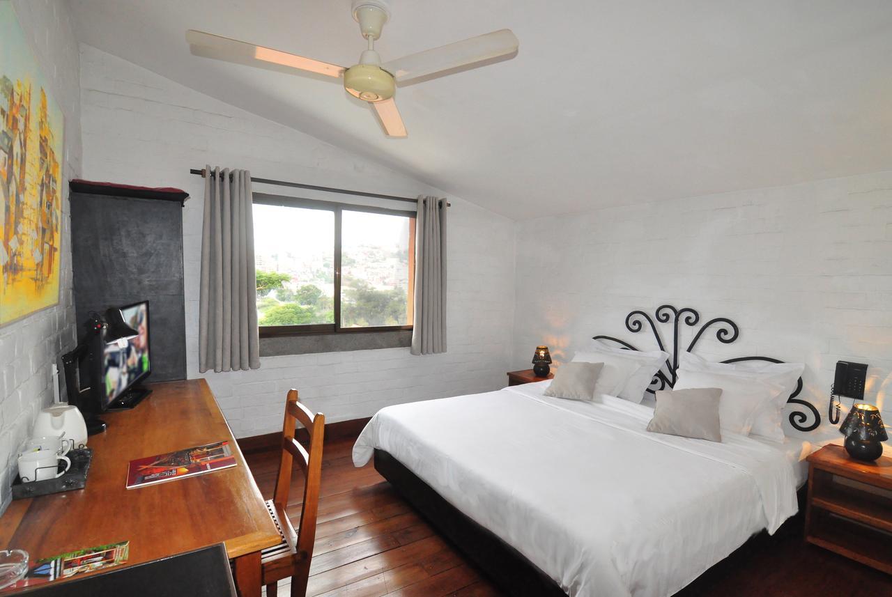 Rova Hotel อันตานานารีโว ภายนอก รูปภาพ