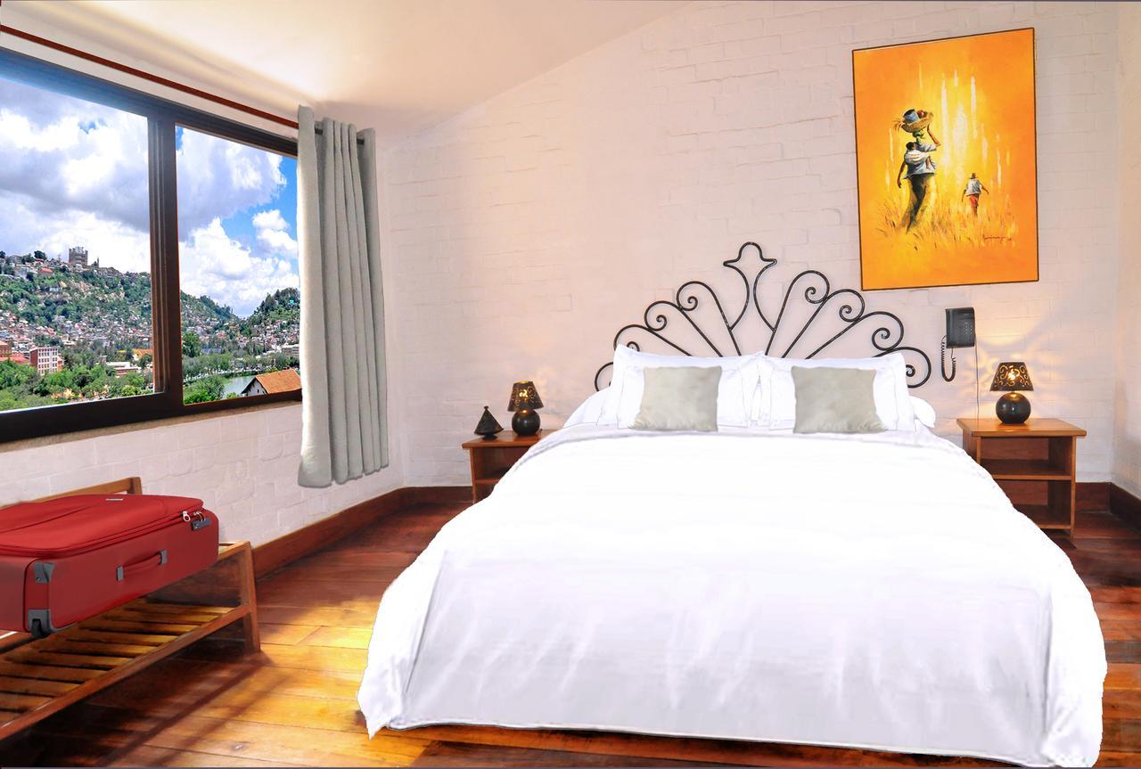 Rova Hotel อันตานานารีโว ภายนอก รูปภาพ